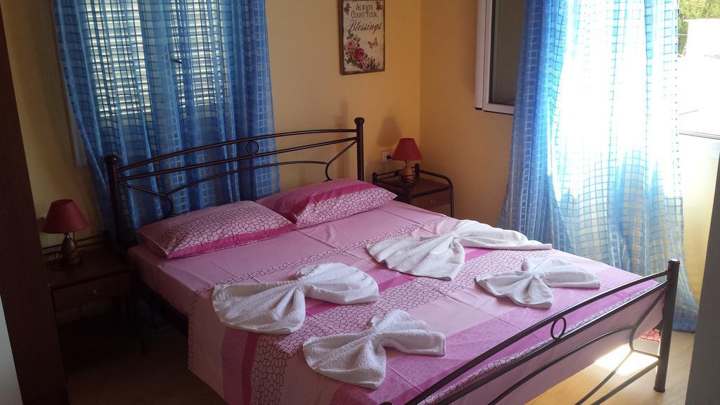 Eva Apartments Svoronata Luaran gambar
