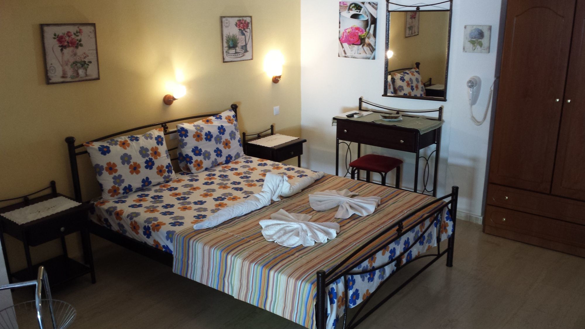 Eva Apartments Svoronata Luaran gambar