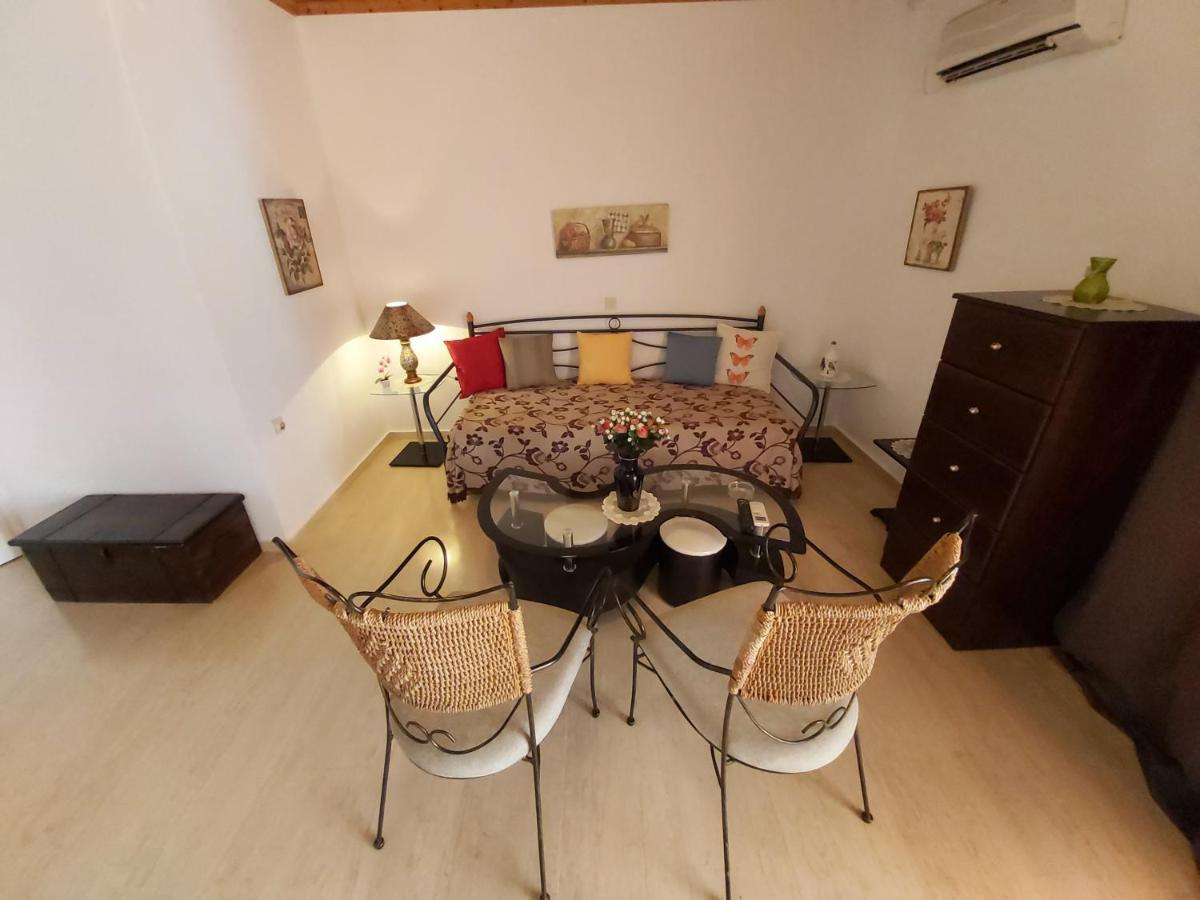 Eva Apartments Svoronata Luaran gambar